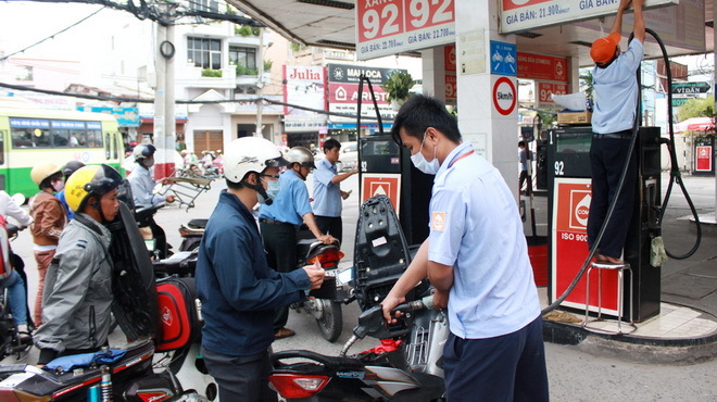 Sử dụng Quỹ bình ổn xăng dầu: Nhiều đại gia xăng dầu hưởng lợi