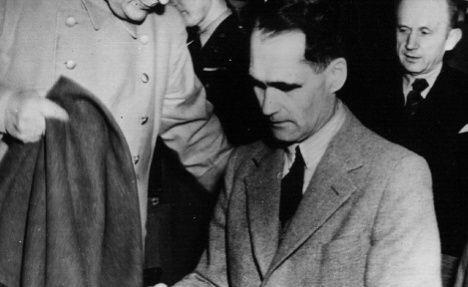 Công bố tài liệu mật về 