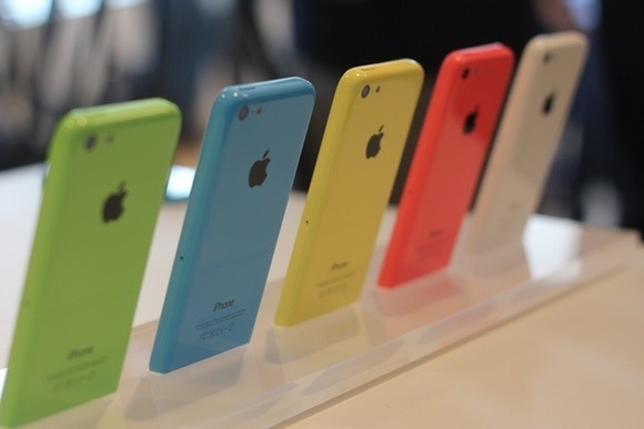 Apple và iPhone 5C - Chuyện về “Ván bài lật úp và tay cáo già ma ranh