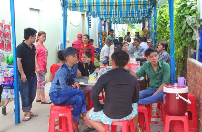 2 vợ chồng chết khi tập thể dục không có gì để lại cho con