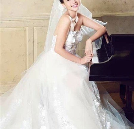 Phan Như Thảo nối bước Ngọc Thạch lên xe hoa?