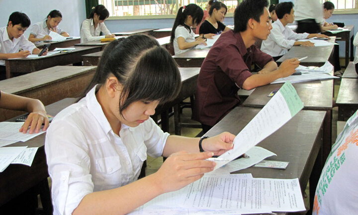 Lỗ hổng phía sau hàng ngàn thí sinh “ăn” điểm... “trứng gà”