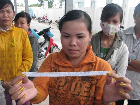 Lao động liên tục đình công: “Con giun xéo lắm cũng oằn”!