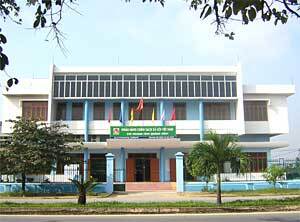 Cách chức Tỉnh ủy viên của giám đốc Ngân hàng CSXH Phú Yên