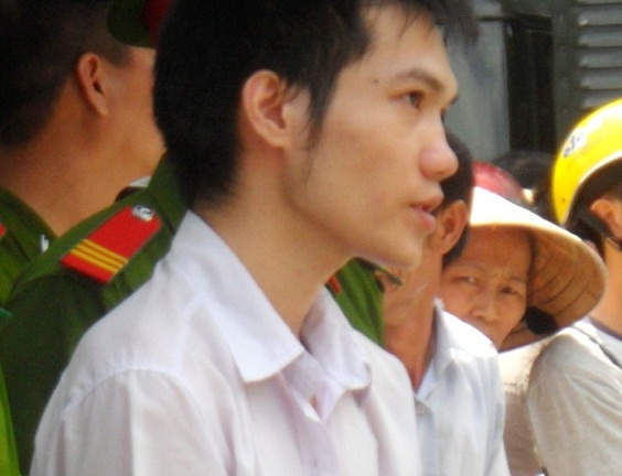 Án tử cho kẻ đã đi cướp tài sản còn giết người truy đuổi