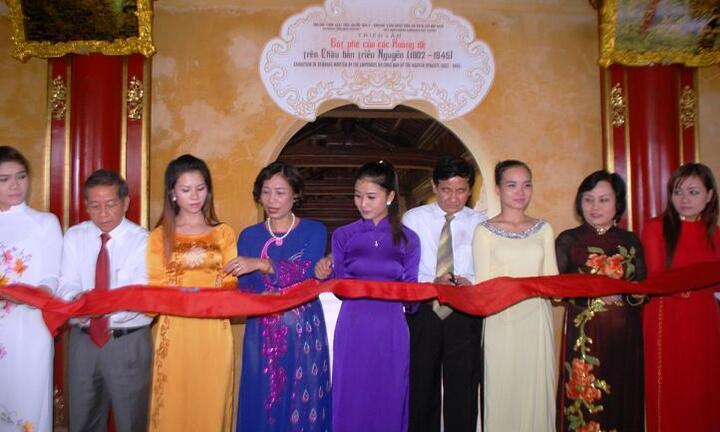 Triển lãm Bút phê của Hoàng đế trên Châu bản triều Nguyễn