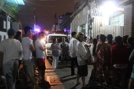 Một phụ nữ bị giết trong căn nhà khóa trái cửa