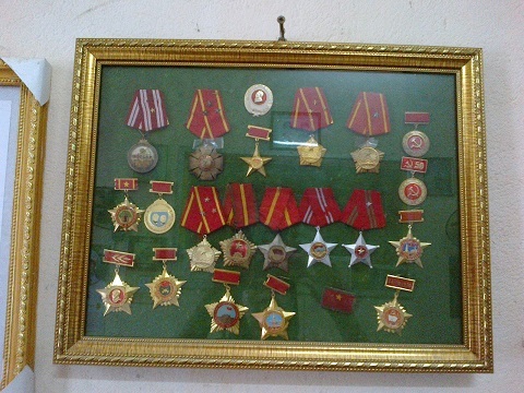 Cảm động về chuyện tấm áo lụa Bác Hồ tặng mẹ VNAH Nguyễn Thị Nuôi