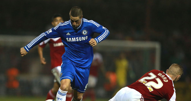 Torres giúp Chelsea thẳng tiến ở Cúp Liên đoàn Anh