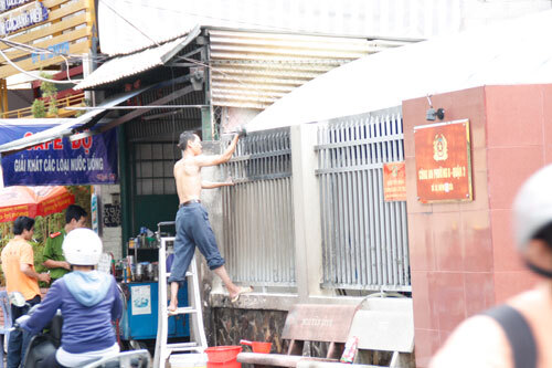 Không có tiền trả nợ, một người đàn ông tự thiêu