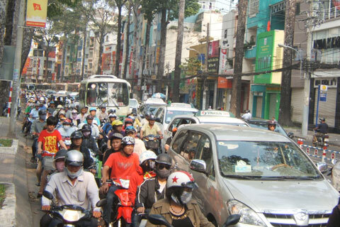 Kiếm sống bằng danh ... giang hồ (Kỳ 4)