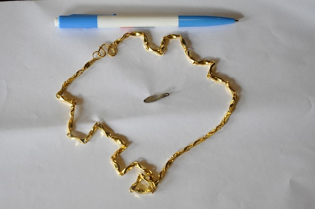 Bóc mẽ chiêu mạ vàng lên bạc lừa tiệm kim hoàn