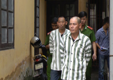 Chủ lò than thổ phỉ chi tiền tỷ giết đối thủ làm ăn