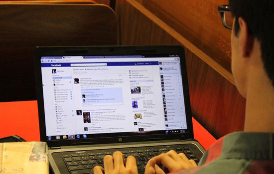 Người dùng thêm quyền chỉnh sửa nội dung trên Facebook