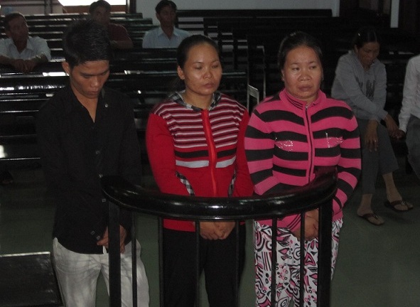 Vào tù vì trộm cắp tài sản của chủ nợ