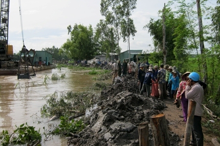 Sau bão miền Trung, ĐBSCL lo đối phó lũ lớn