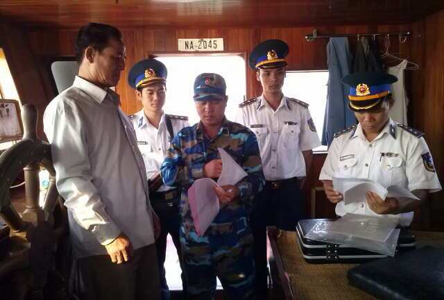 Bắt giữ 100.000 lít dầu diesel không rõ nguồn gốc