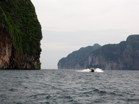 Một ngày ở nơi từng là hậu trường phim 'Điệp viên 007'
