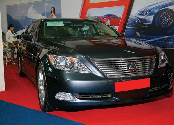 Lexus chính hãng có cạnh tranh được trong thị trường ô tô Việt Nam?