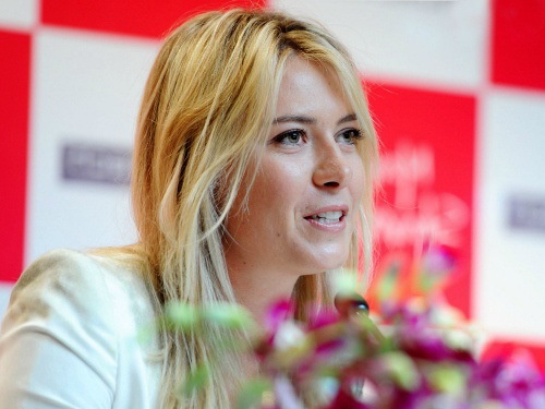 Sharapova chia tay mùa giải 2013 vì chấn thương vai