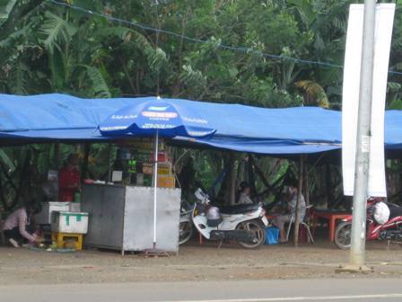 “Sốc” với chiêu trò của cà phê võng