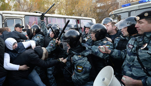 Bạo động tại Nga, hơn 300 người bị bắt giữ
