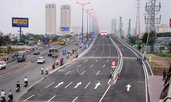 Cầu Sài Gòn 2 trước giờ thông xe