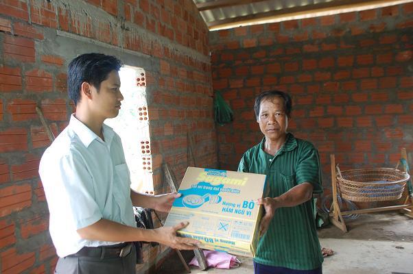 Hàng trăm héc ta cao su ở Thừa Thiên- Huế bị bão Nari quật ngã