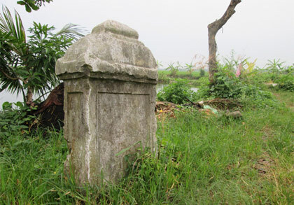 Hé lộ bí ẩn bia đá vô danh cùng 10 cái chết oan nghiệt