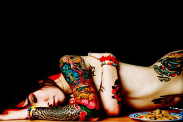 Xăm hình: Cuộc chơi