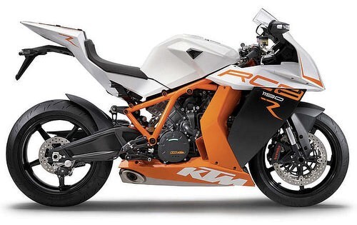 Mô tô hàng khủng “đánh nhau” hút dân chơi Việt