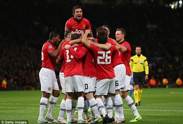 Trụ cột chấn thương - M.U vẫn giữ vị trí đầu bảng