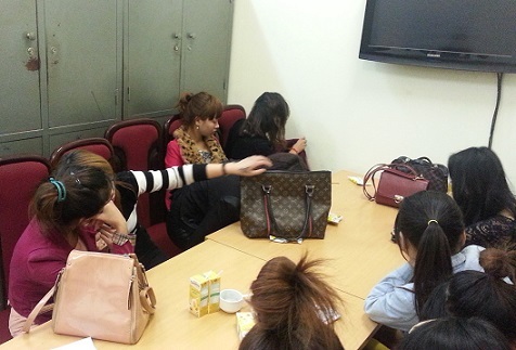 Hà Nội: Hơn 50 đối tượng bị bắt khi đang chơi ma túy