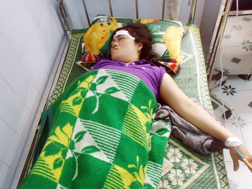 Chánh Thanh tra Sở Y tế bổ cuốc vào đầu một phụ nữ