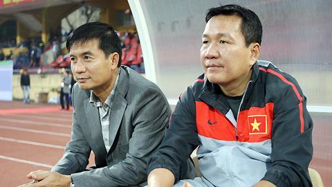 Tạm đình chỉ HLV trưởng U23 Việt Nam
