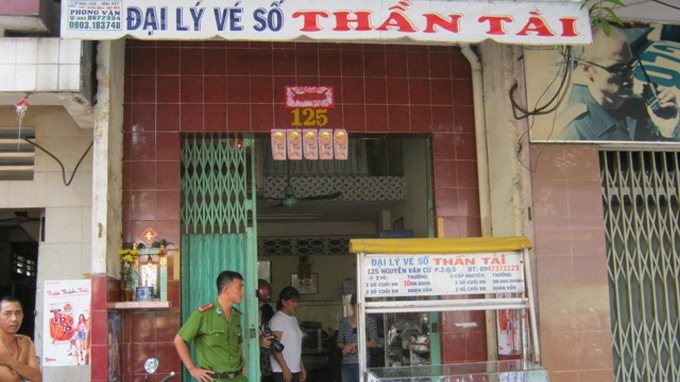 Bắt thủ phạm tạt axit giữa phố làm 8 người bị thương