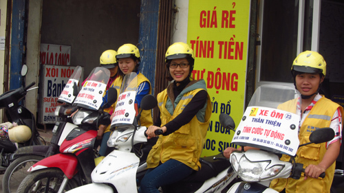 Nữ xe ôm thân thiện và những trải lòng