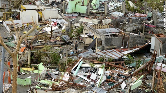 1.200 người dân Philippines có thể đã thiệt mang do bão Haiyan