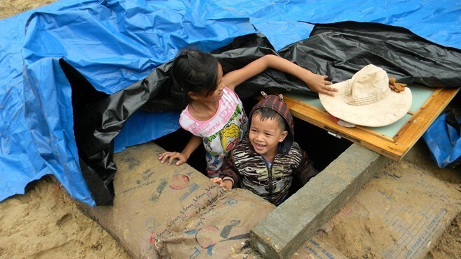 Học sinh Nam Định, Nghệ An nghỉ học tránh bão số 14