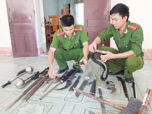 Thanh Hóa: Bắt trùm bảo kê, đâm thuê, chém mướn