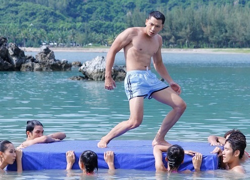 Phì cười trước những pha tạo dáng của thí sinh Next Top Model