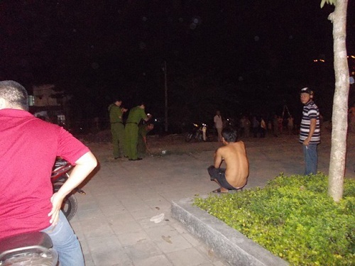 TP HCM: Ẩu đả trong đêm, một game thủ tử vong