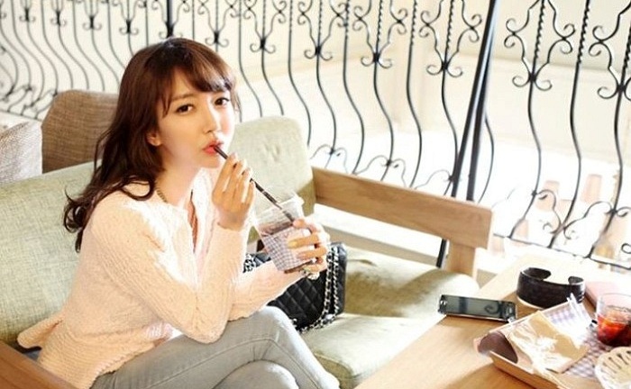 Ngắm nữ giảng viên Hàn Quốc quyến rũ như ngôi sao