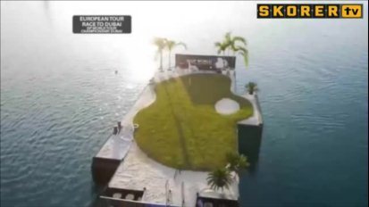 Kỳ lạ: Đánh golf trên... mặt biển