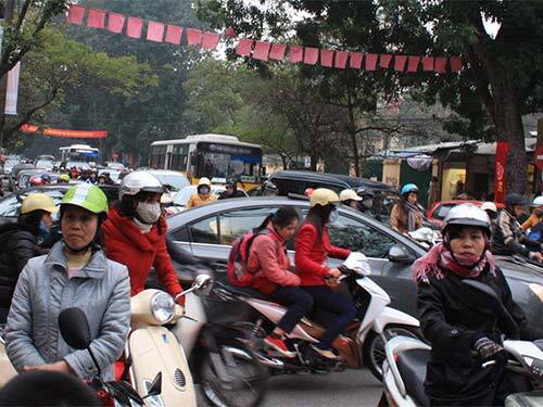 Bộ GTVT lại đề xuất hạn chế xe cá nhân từ năm 2014