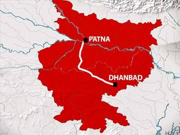 93 nữ sinh bị quấy rối tình dục liên tục hơn 4 giờ đồng hồ