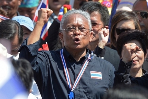 Phe đối lập Thái Lan chiếm công sở: “Lợi bất cập hại”