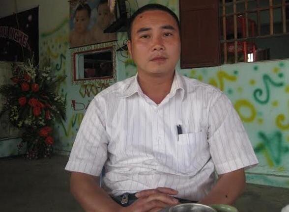 Vị giám đốc “khùng” bỏ bục giảng về quê vợ…dọn rác