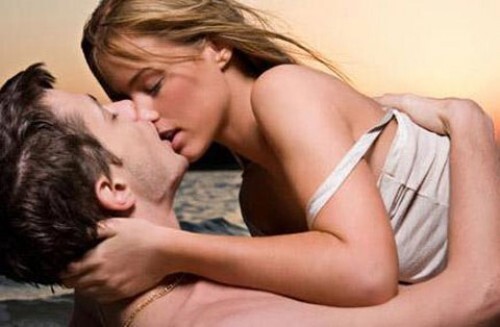 Cho chồng đi gái vì ám ảnh chứng cuồng dâm vô độ mỗi đêm