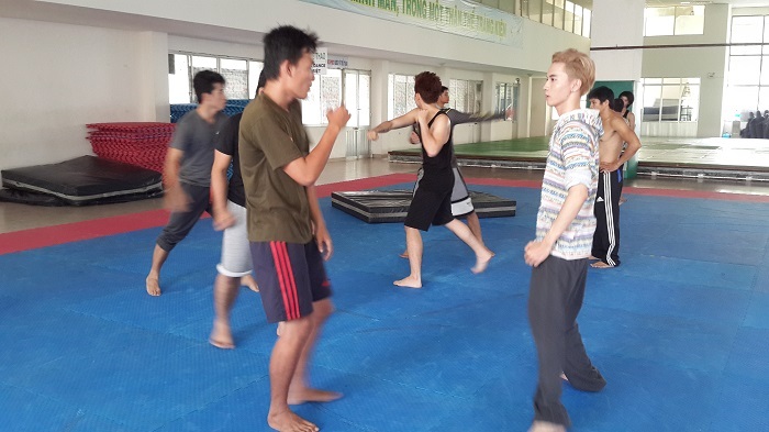 Cận cảnh nhóm 365 cùng người thầy Ngô Thanh Vân tập võ
